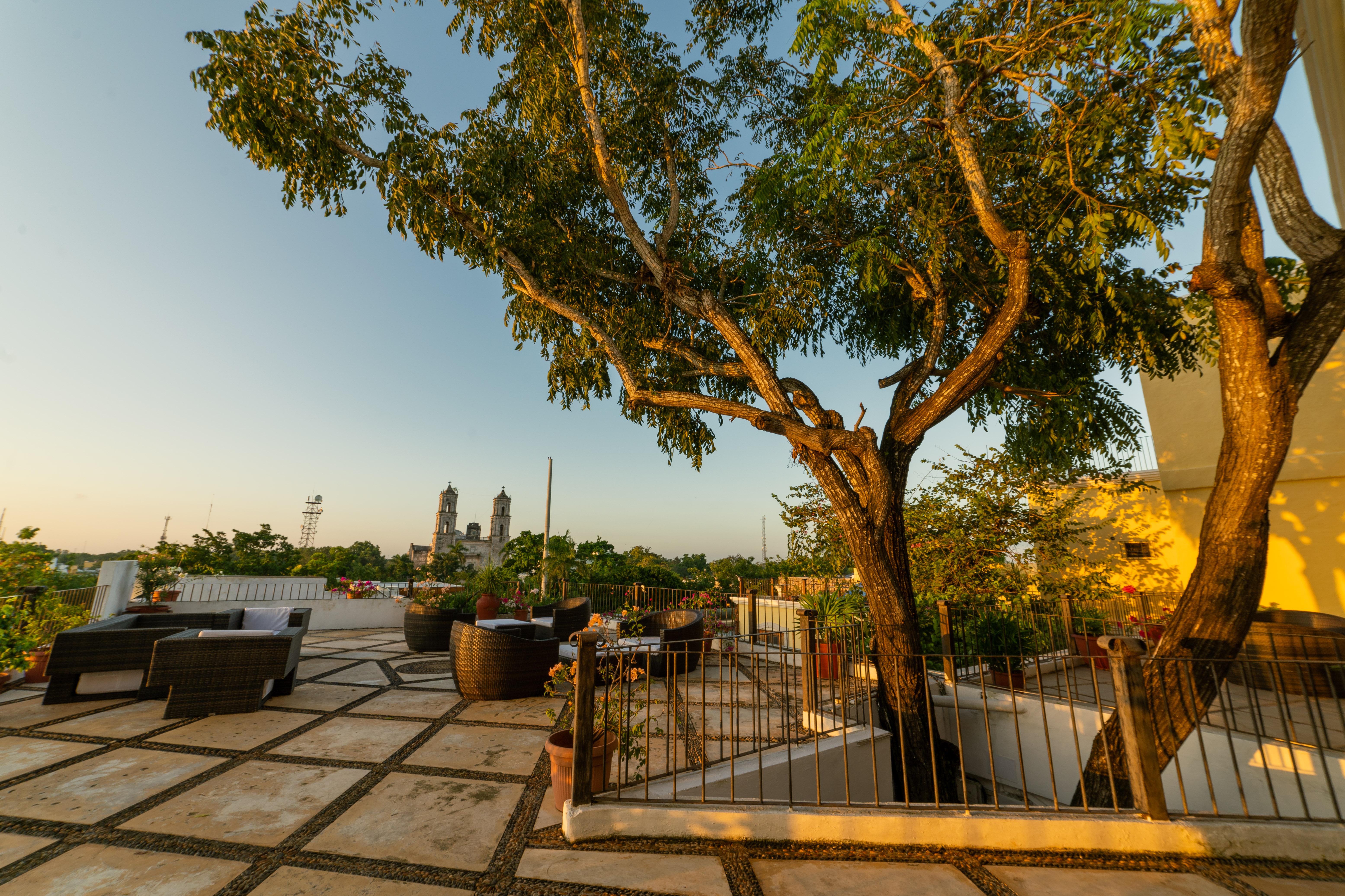 Hotel Meson Del Marques Valladolid  Exteriér fotografie Rooftop terrace